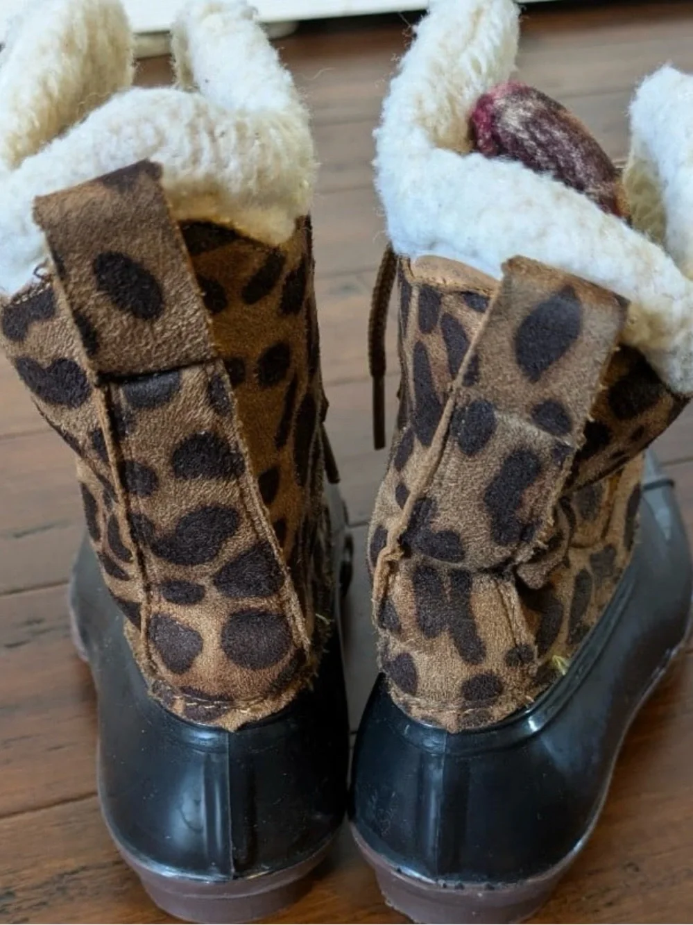 Jessica Carlyle Brown cheetah Leopard Print Duck Boots Toddler Size 13